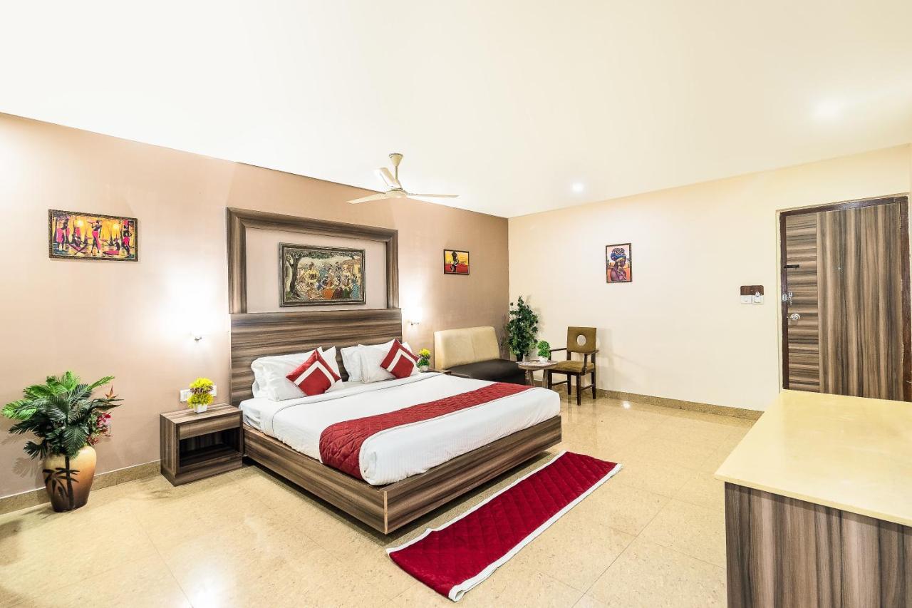 Octave La Sara Vista Hotel Bangalore Exterior photo